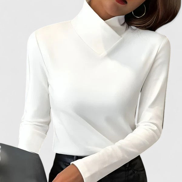 Yulienne | Elegant Roll Neck