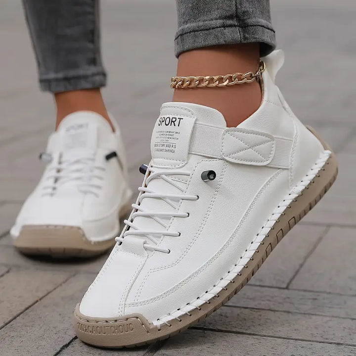 Saela | Orthopaedic Trainers