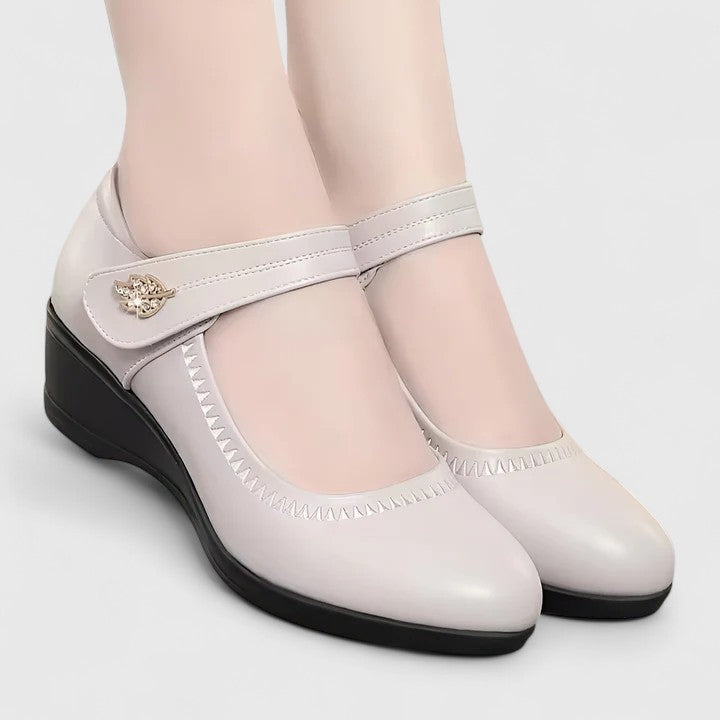 Daleyandra | Orthopaedic Shoes