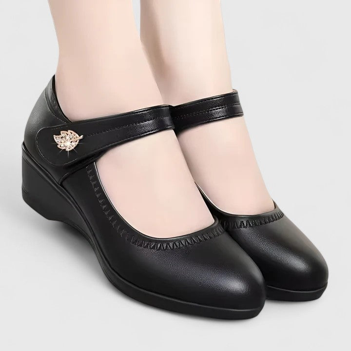 Daleyandra | Orthopaedic Shoes