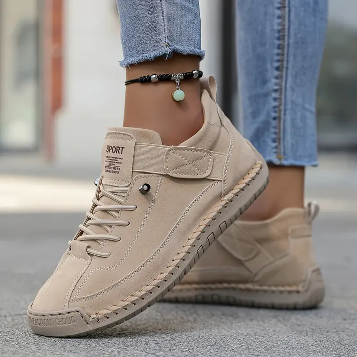 Saela | Orthopaedic Trainers