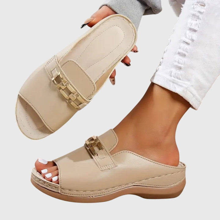 Claudia | Lightweight Orthopaedic Sandals