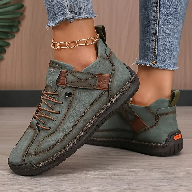 Saela | Orthopaedic Trainers