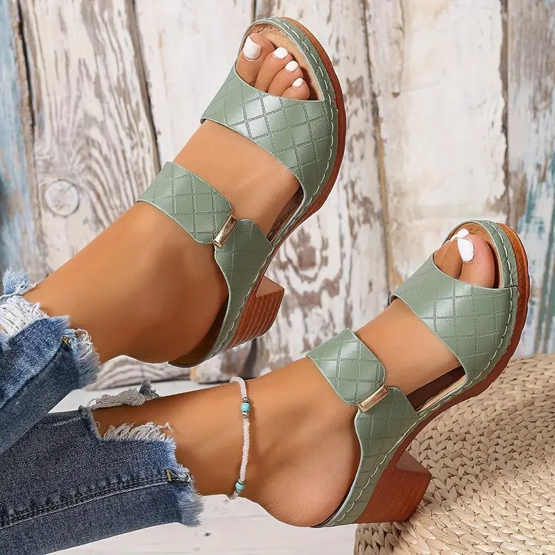 Emma | Women&